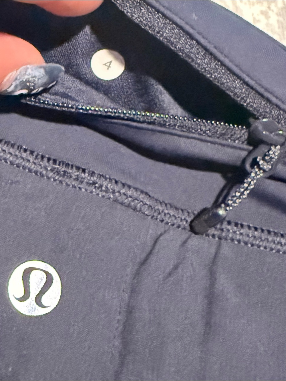 Lululemon /// Women’s Pleated Pace Setter Skirt - Inkwell - Size 4 - Picture 11 of 13